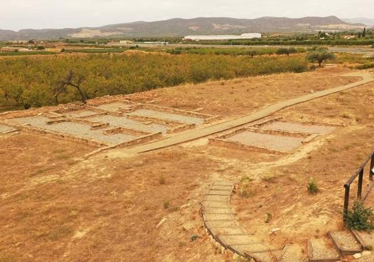 Nueva programación para las visitas guiadas a la aldea íbera y al